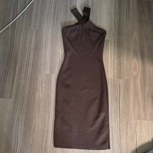 Aritzia Babaton Contour Midi Brown Dress